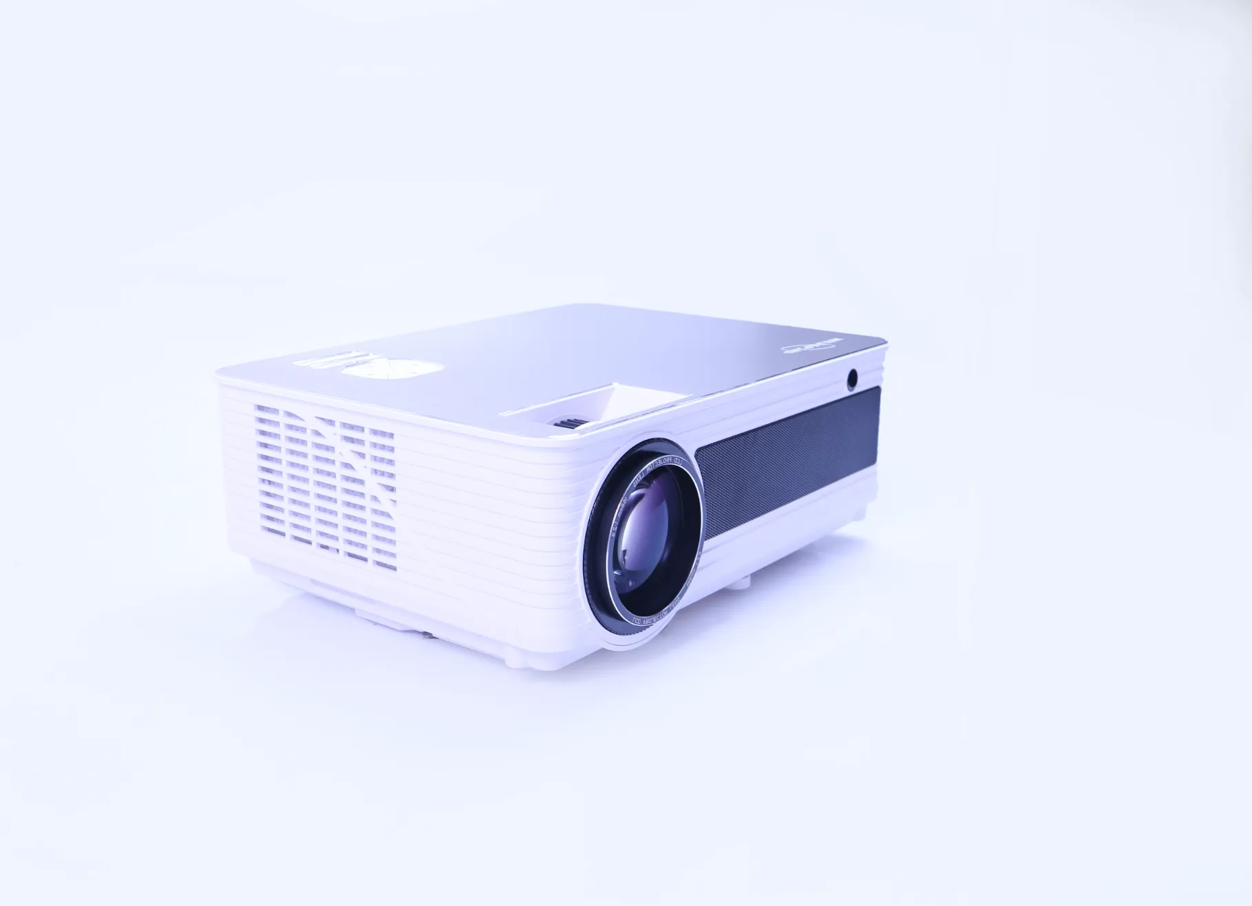 Ultra Link PJ50 LED Projector - Image 5