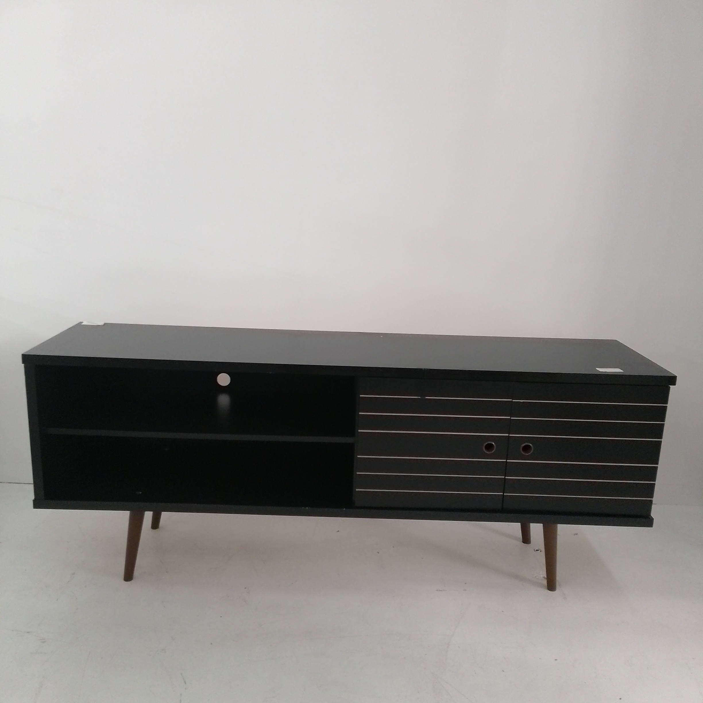 Rack Onix Bechara Preto TV Stand
