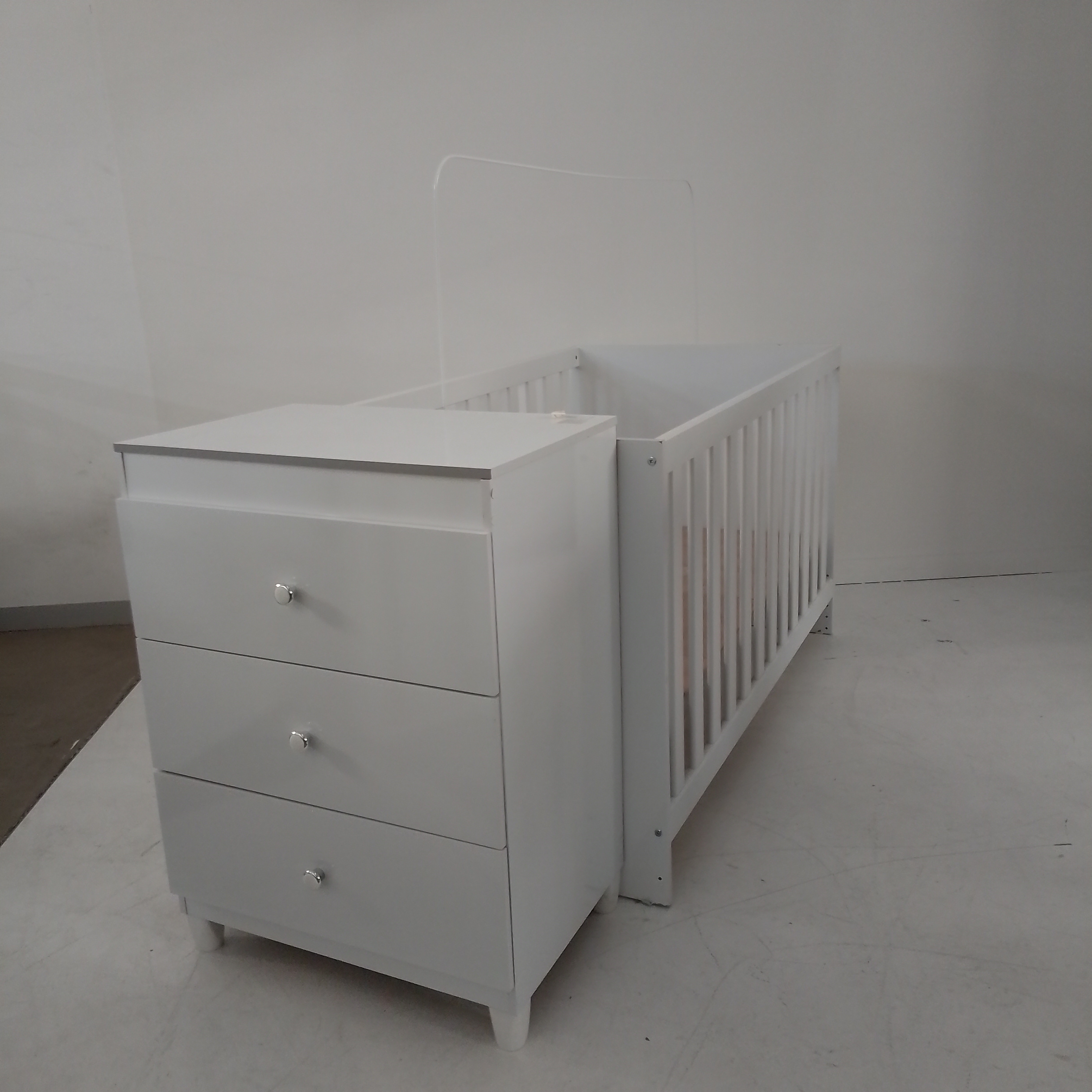 Linx Teagan Cot and Dresser Comb