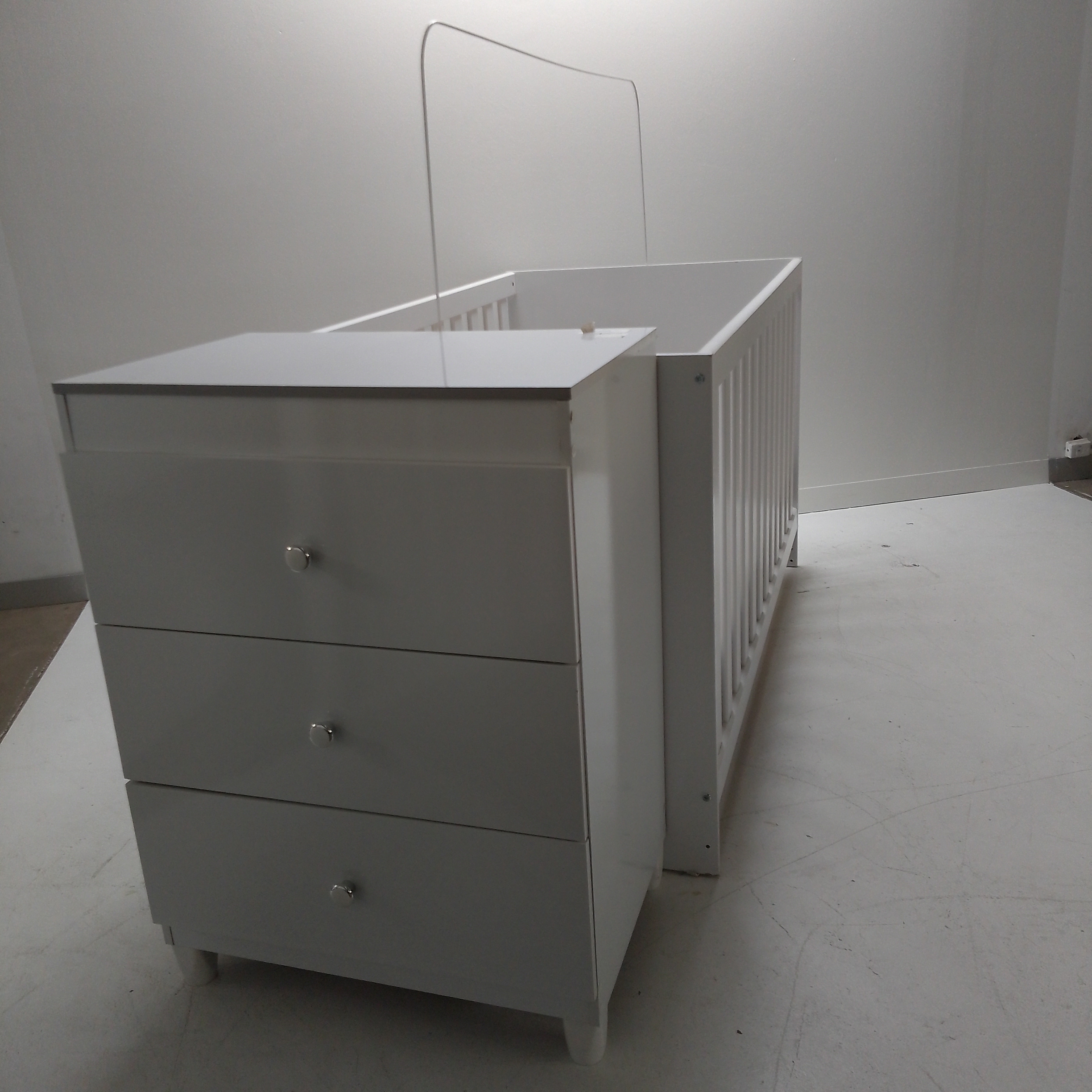 Linx Teagan Cot and Dresser Comb - Image 4