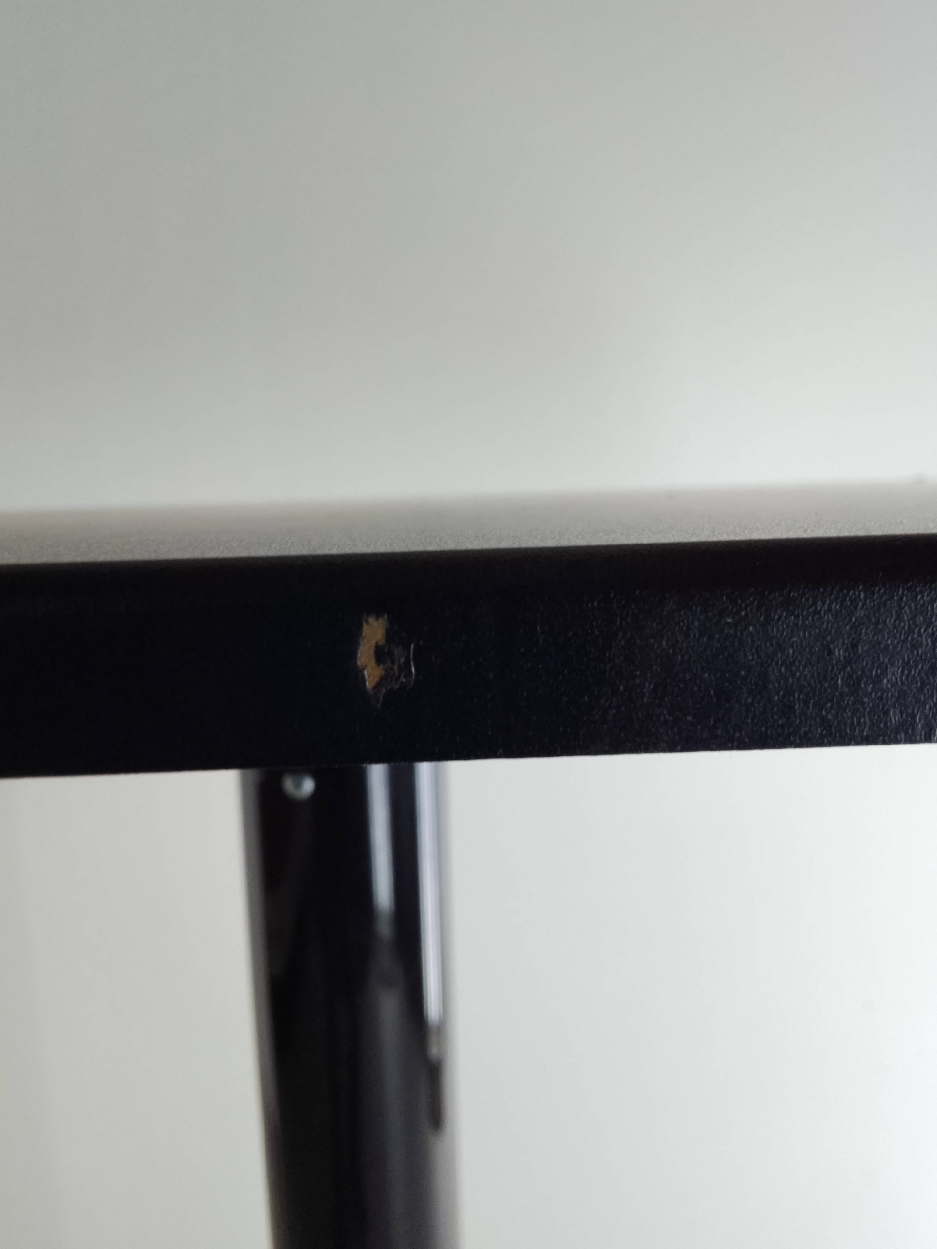 Linx Gas Spring Mobile Desk - Image 6