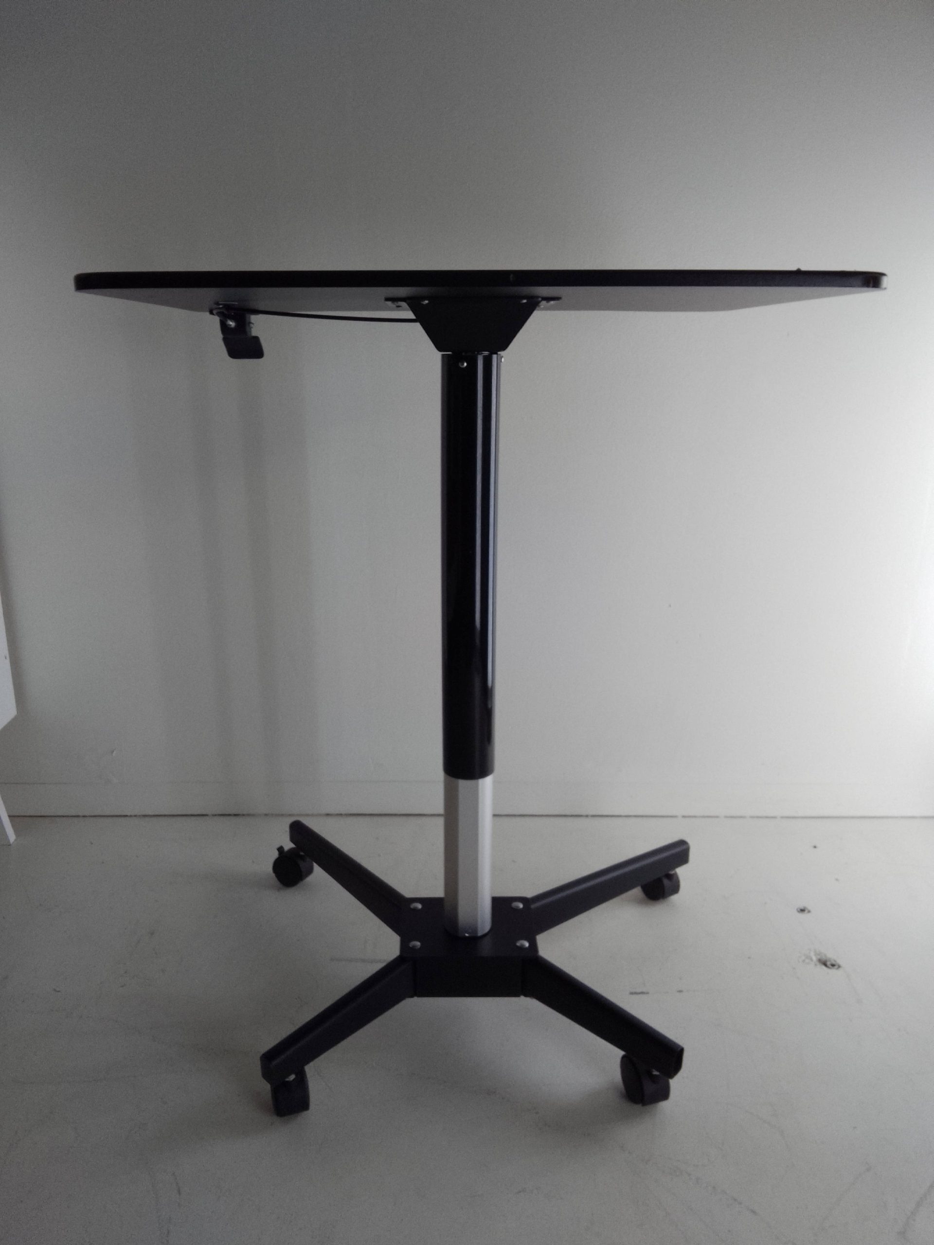 Linx Gas Spring Mobile Desk - Image 4
